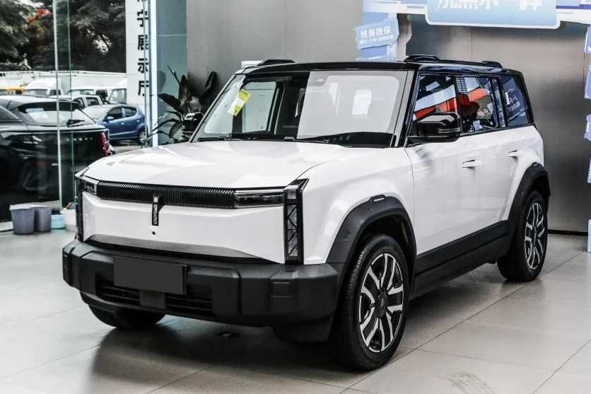 iCAR 03